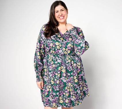 AnyBody Petite Printed Knee Length Dress with Smocked Sleeves