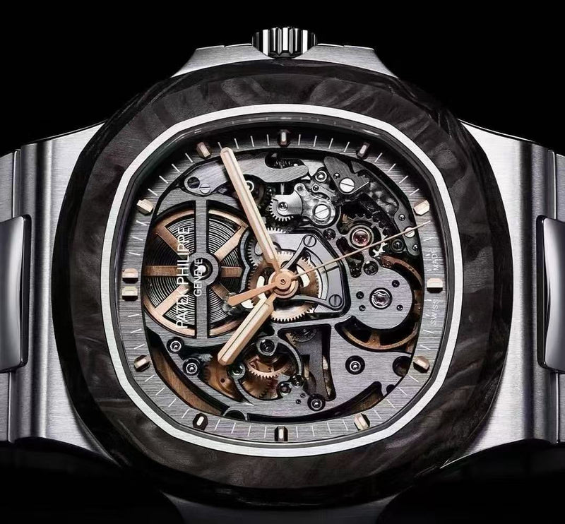 Patek Philippe Nautilus 5711 Steel Model+Cartier Santos Mini-Model Ladies' Watch Dial — View 3