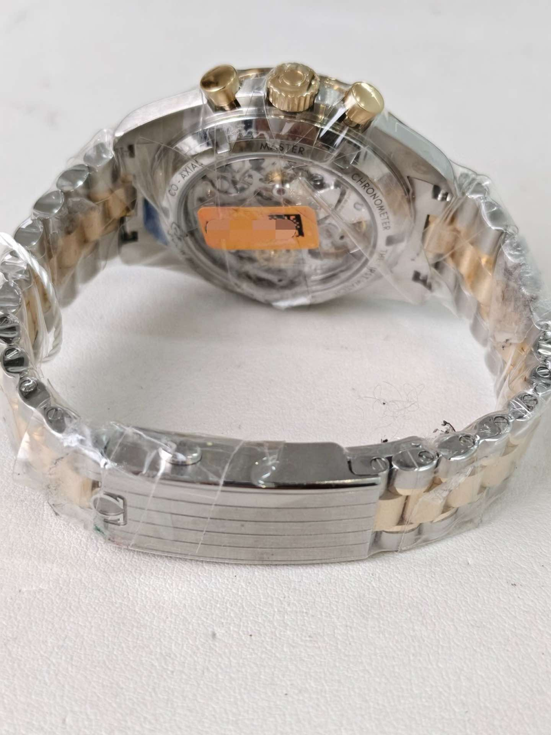 Omega Speedmaster Moonwatch "Gold Panda" (Ref. 310.20.42.50.02.001) — a two-tone Speedmaster Moonwatch with a panda dial. — View 2
