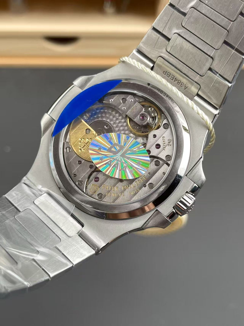 Patek Philippe Nautilus 5712 (Blue Dial) Nautilus Collection 5712/1A-001 — View 3