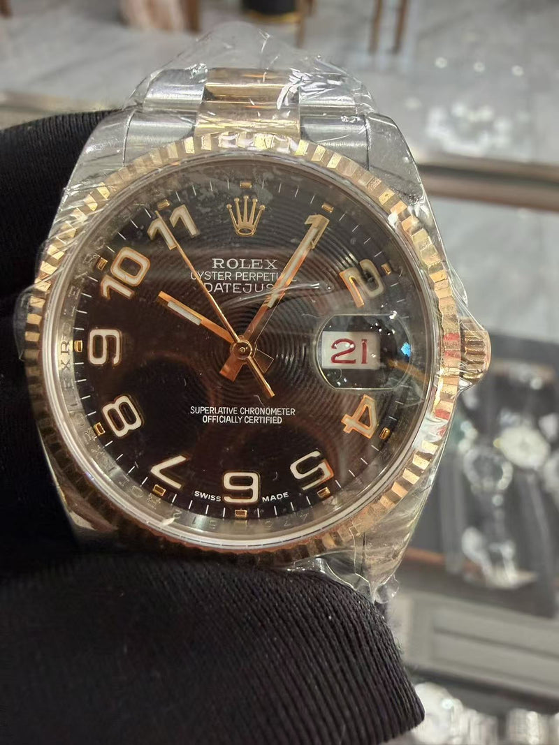Watch with a fluted bezel — View 6