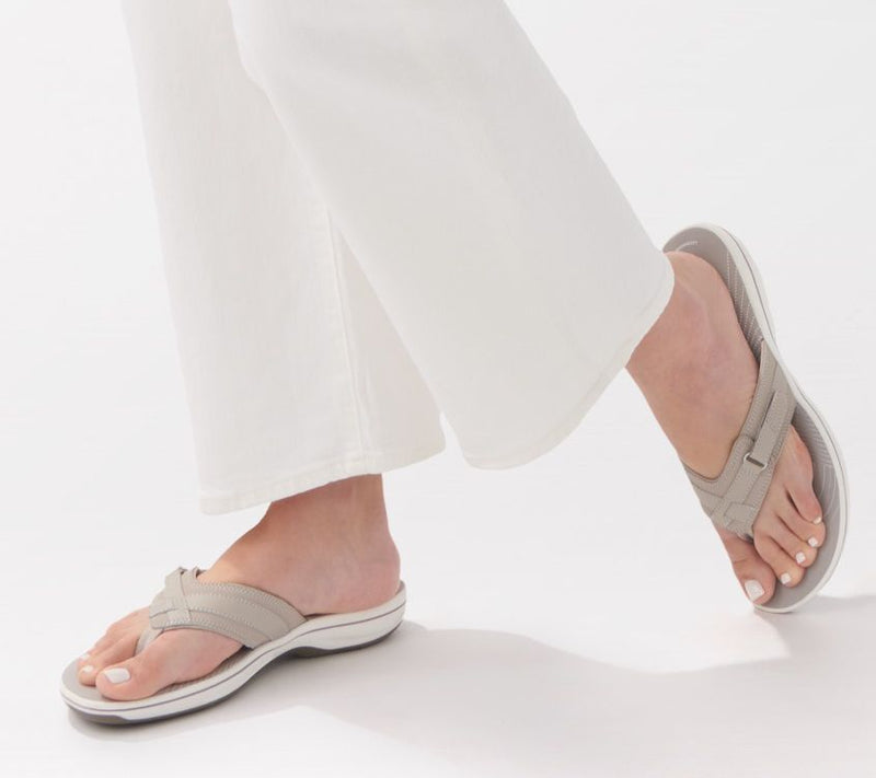Clarks Cloudsteppers Sport Thong Sandals - Breeze Sea — View 102