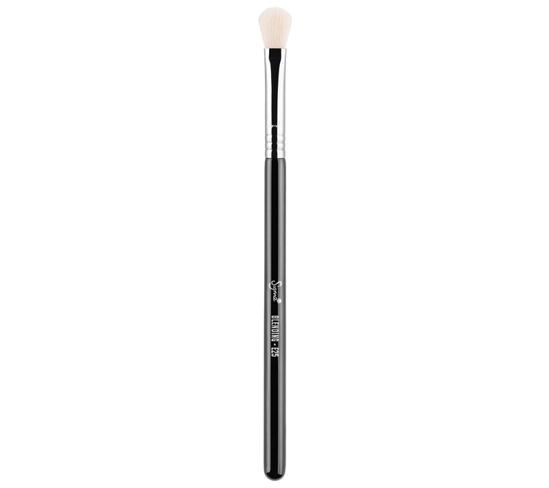 Sigma Beauty E25 Blending Brush — Main view