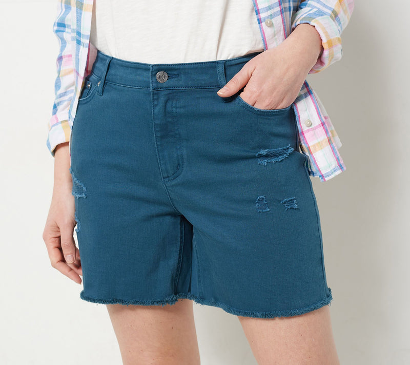 Candace Cameron Bure Regular Color Denim Short — View 11