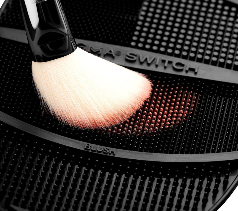 Sigma Switch Brush Cleaning Mat — View 4