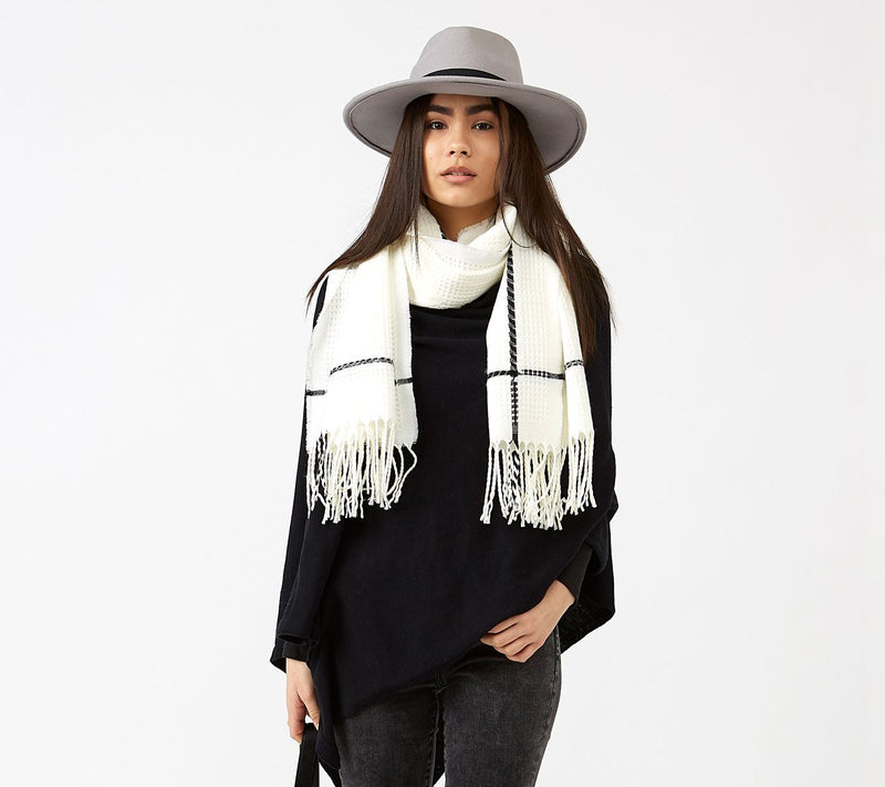 Tickled Pink Solid Cotton Poncho — View 10