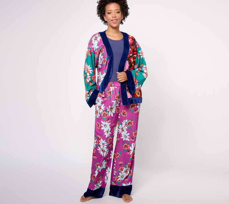 Tolani Analia Three Piece Sleep Set with Velvet Trim — View 11