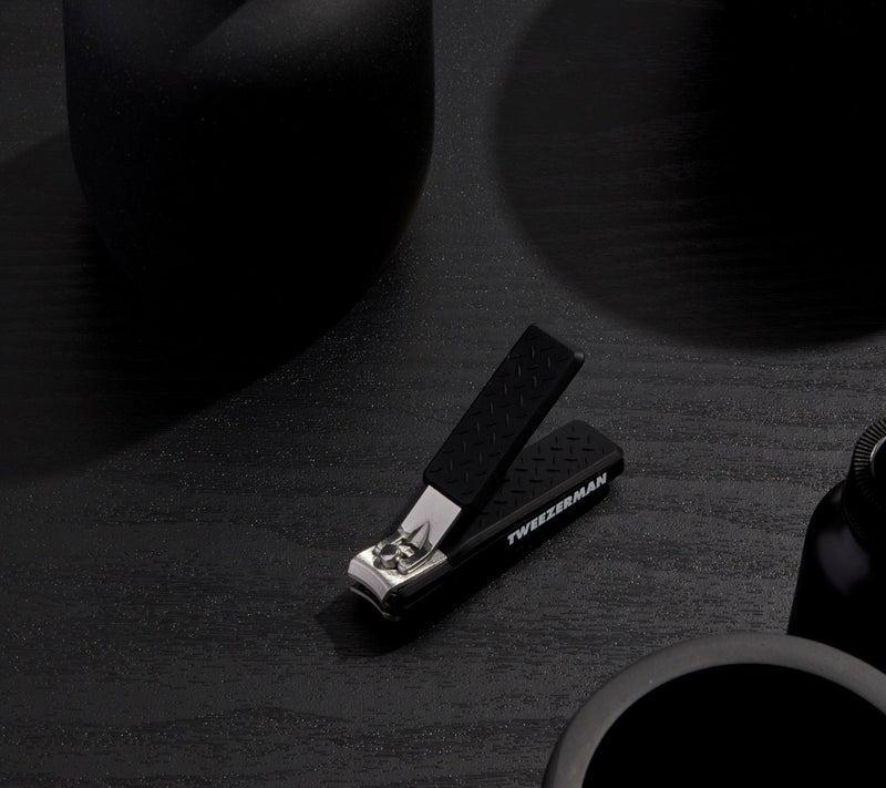 Tweezerman Precision-Grip Fingernail Clipper — View 4
