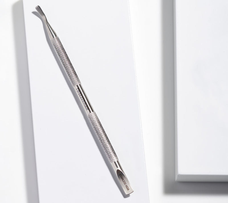 Tweezerman Pushy & Nail Cleaner — View 4
