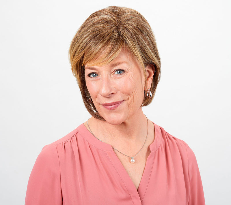Hairdo Graceful Bob Layered Wig — View 15