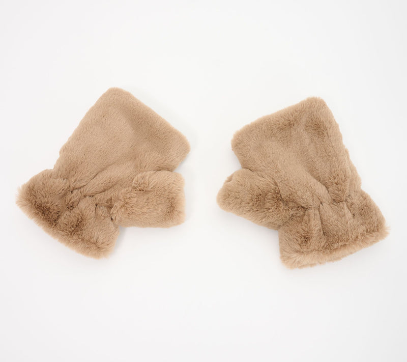 Amiee Lynn Accessories Faux Fur Fingerless Gloves — View 12