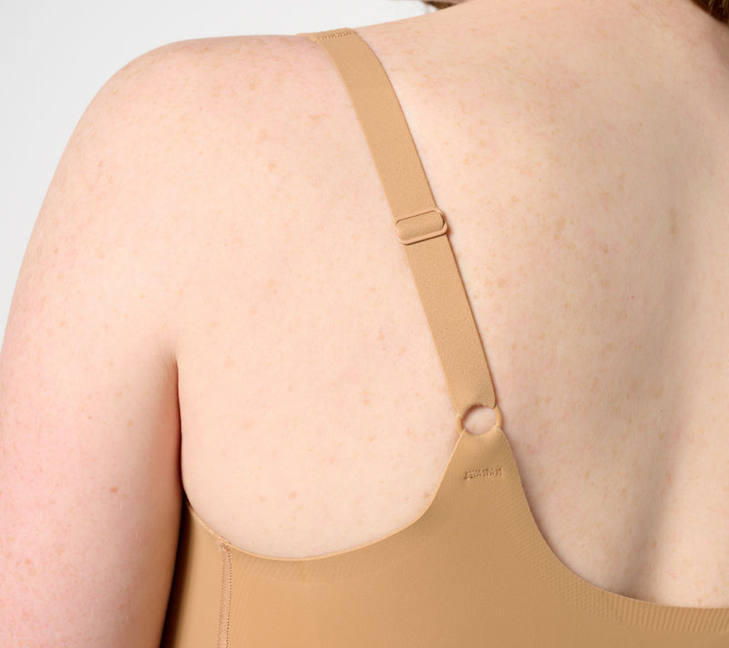 Evelyn & Bobbie Support Scoop Cami — View 11