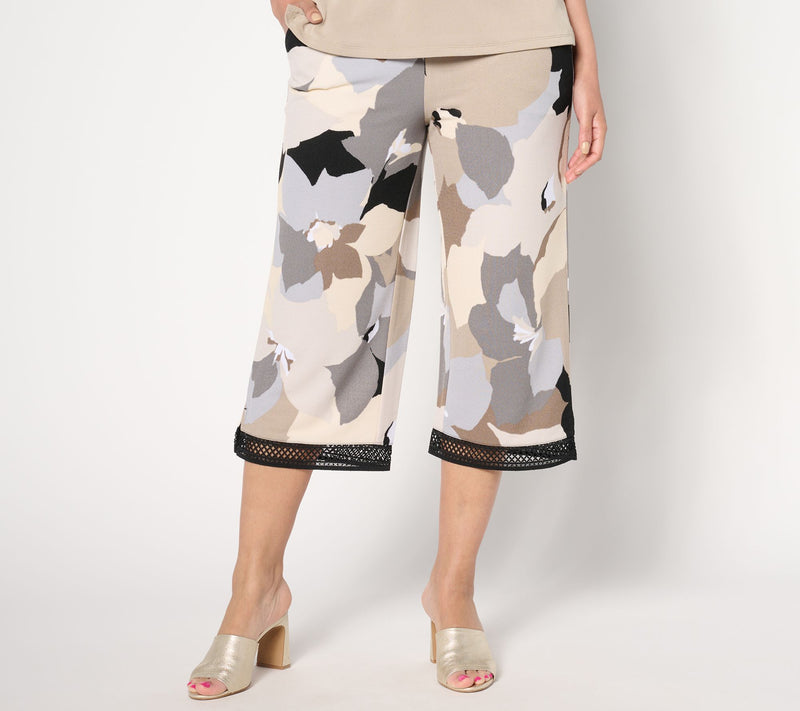 Isaac Mizrahi Live! Regular Printed Pebble Knit Pull On Culotte Pants — Main view