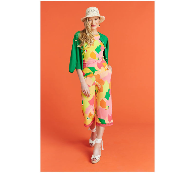 Isaac Mizrahi Live! Regular Printed Pebble Knit Pull On Culotte Pants — View 12