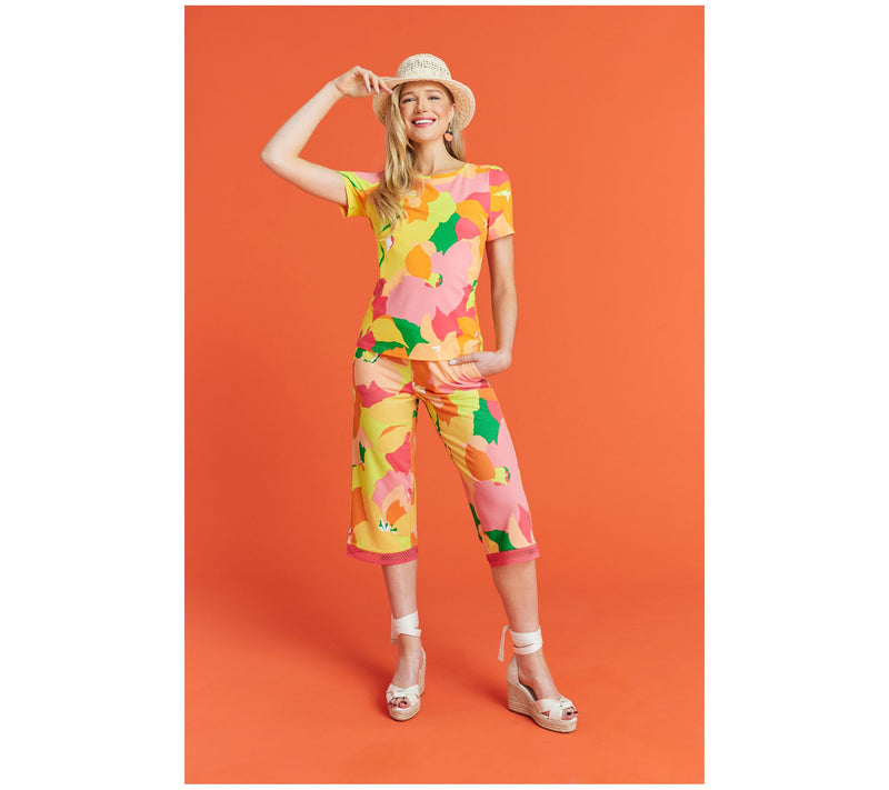 Isaac Mizrahi Live! Petite Printed Pebble Knit Pull On Culotte Pants — View 13