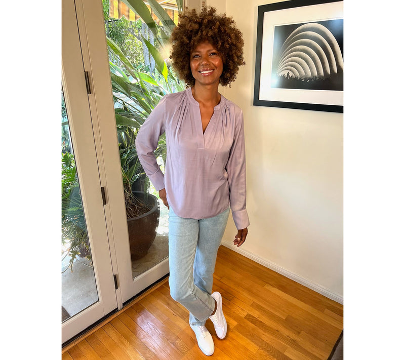 BEAUTIFUL by Lawrence Zarian Split V-Neck Pleat Detail Woven Blouse — View 6
