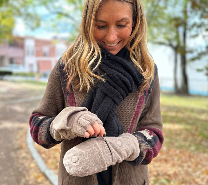 Sprigs Multi-Mitt Gloves with Cell Phone Pocket — View 17