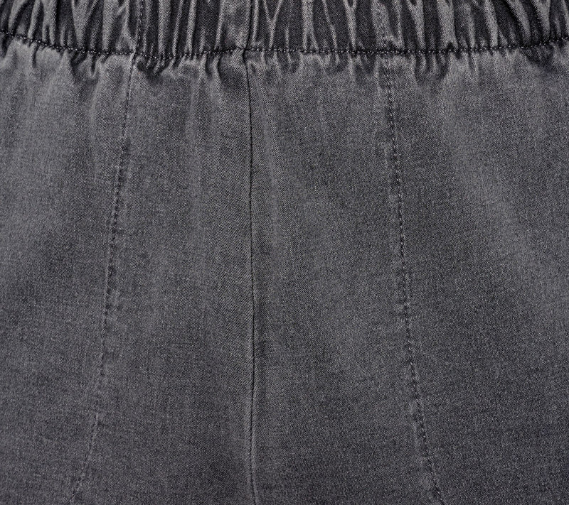 Denim & Co. Original Waist Stretch Petite Side Pocket Pant-BlackDenim — View 14