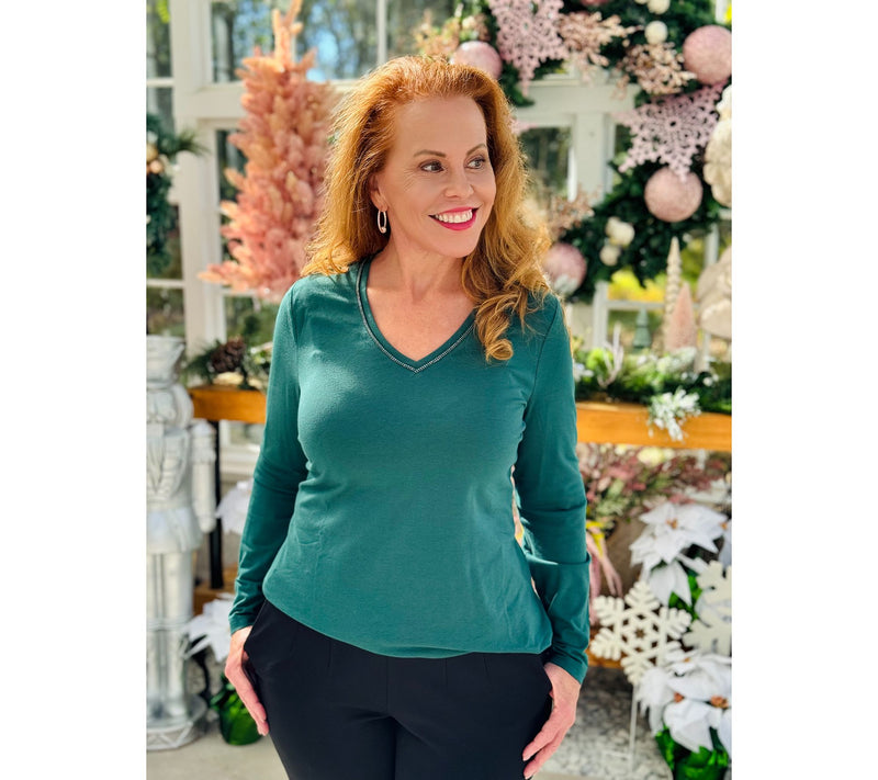 Jingle Belles by Kim Gravel TripleLuxe Knit Sparkle V Neck Top — View 12