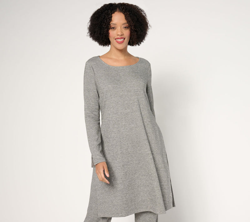 Women with Control Petite Casa Cozy Crew Neck Tunic — View 5