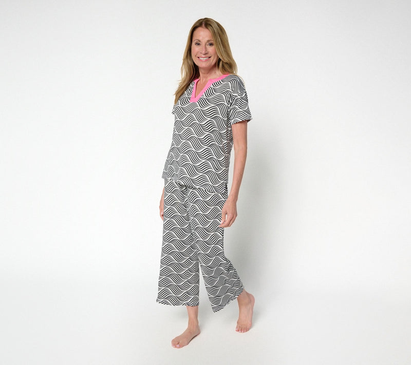 MUK LUKS Cloud Knit Short Sleeve and Crop Pant Lounge Set — View 4