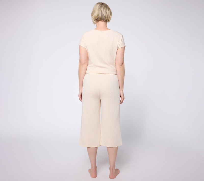 AnyBody Regular Cozy Knit Top and Wide Leg Capri Set — View 4