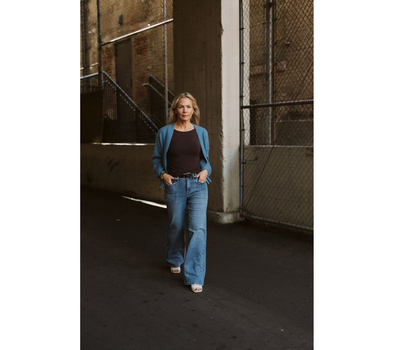 Me by Jennie Garth Petite Repreve Wide Leg Jeans- Indigo — View 3