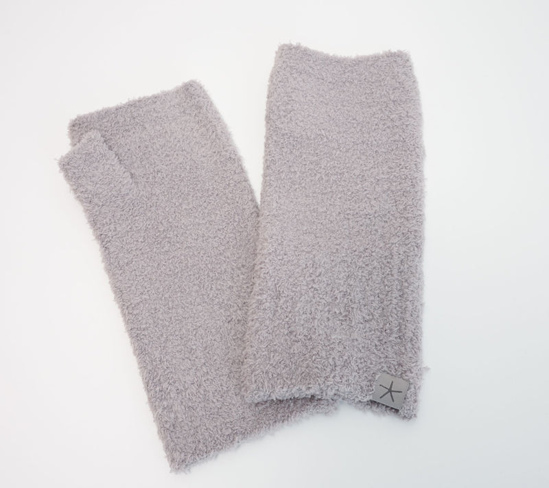 Barefoot Dreams CozyChic Fingerless Gloves — View 3