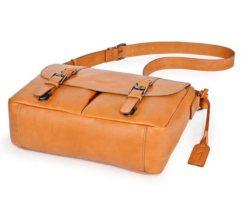 Old Trend Moonlight Leather Messenger — View 13