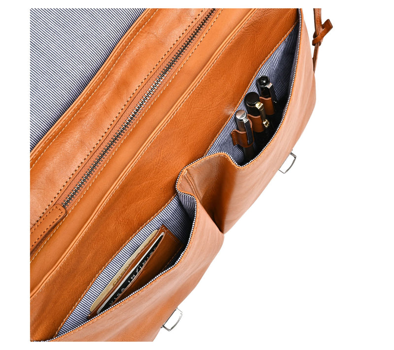 Old Trend Moonlight Leather Messenger — View 11