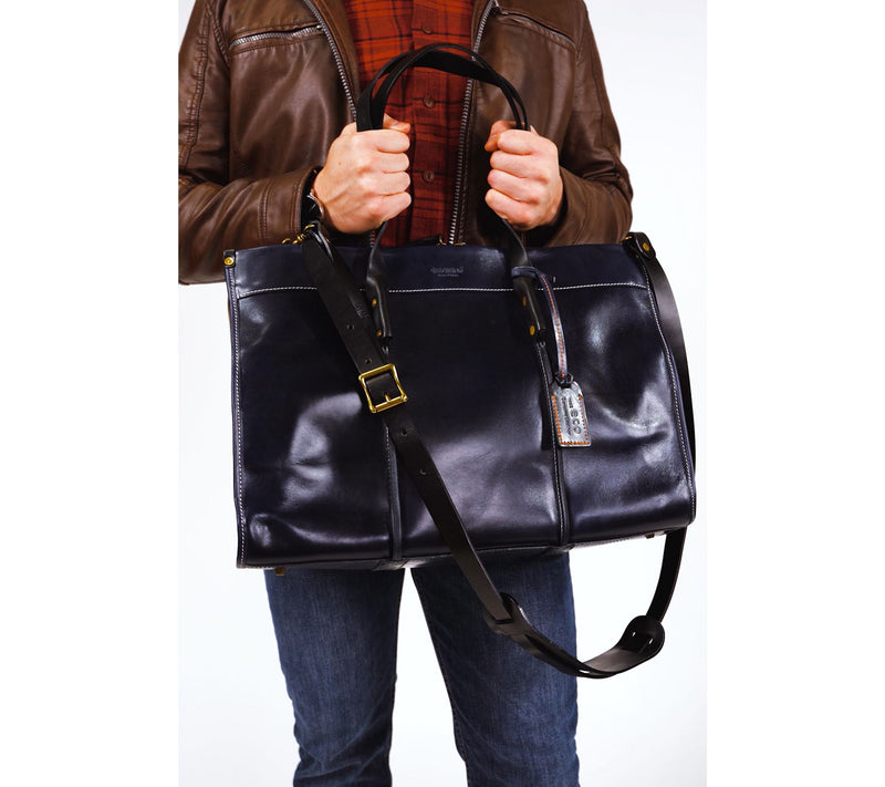Old Trend Spring Hill Leather Weekender with Shoulder Strap — View 8