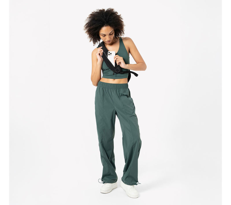 Sherpani Esprit Sling Pack with Locking Zipper — View 5
