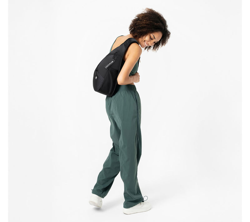 Sherpani Esprit Sling Pack with Locking Zipper — View 6