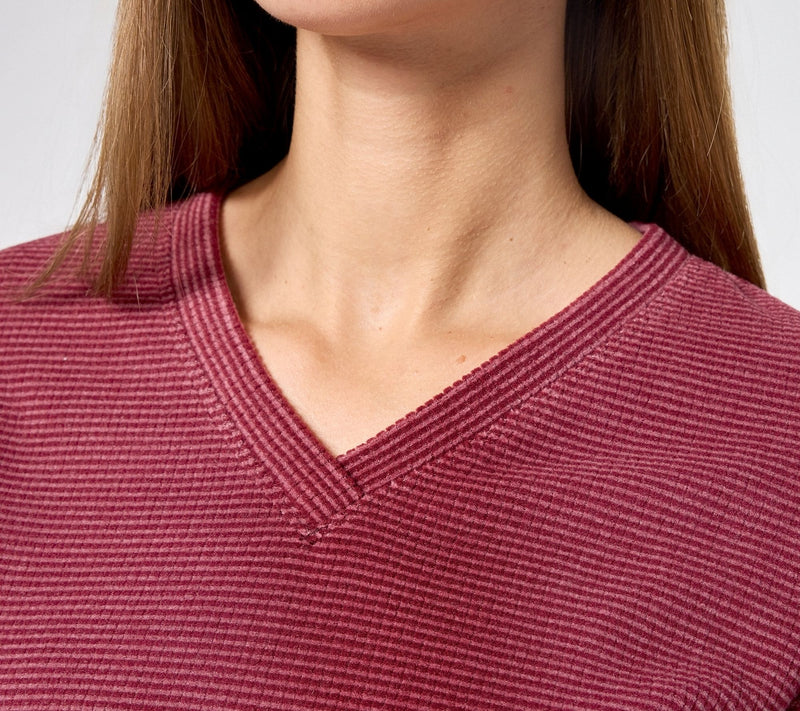 Denim & Co. Petite Chenille Fleece V-Neck Pullover with Pockets — View 18
