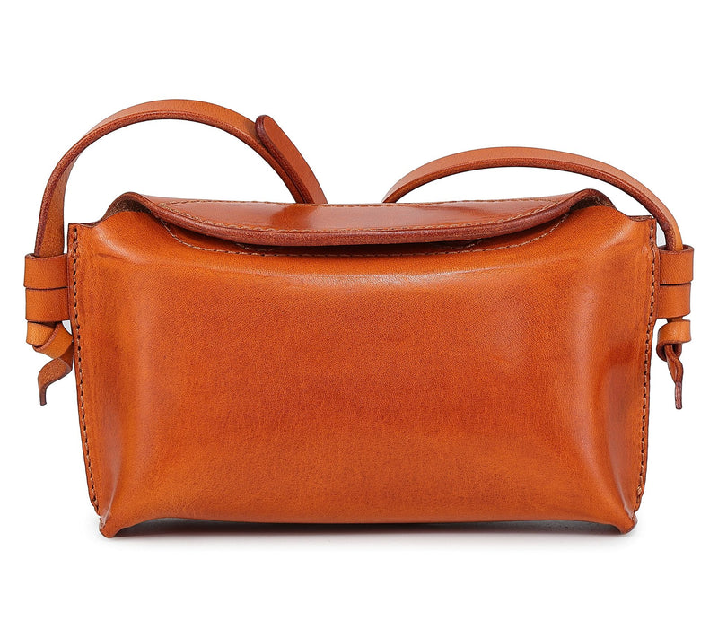 Old Trend Snapper Vintage Leather Crossbody — Main view
