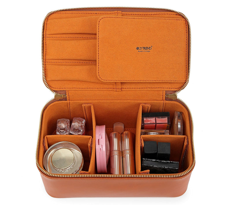 Old Trend Ixia Jet-Set Leather Train Case withChain Strap — View 4