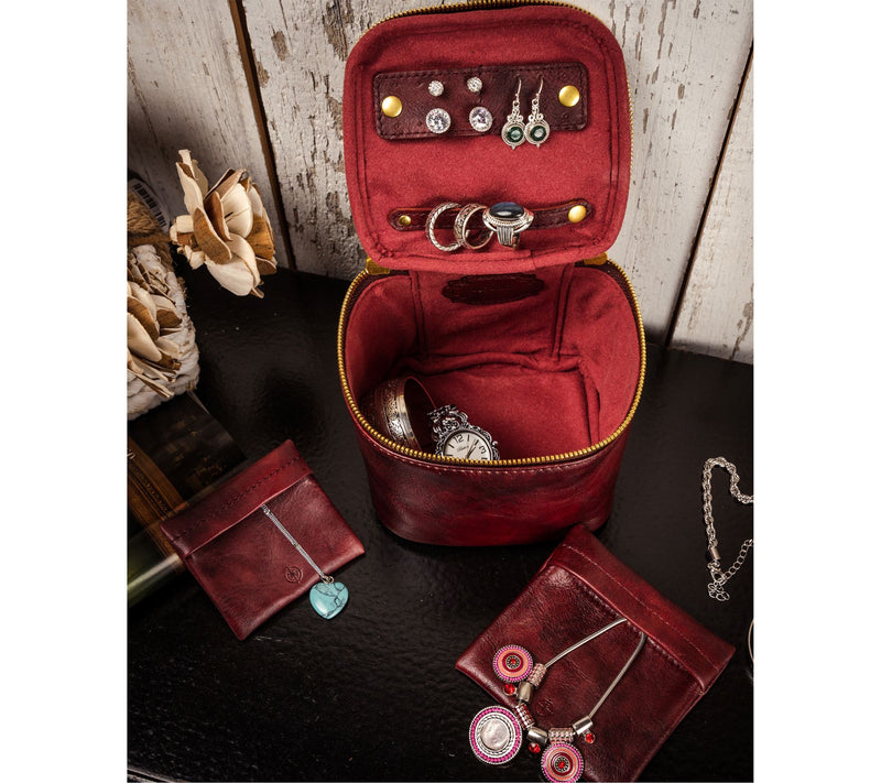 Old Trend Celosia Leather Cube Jewelry Case — View 8