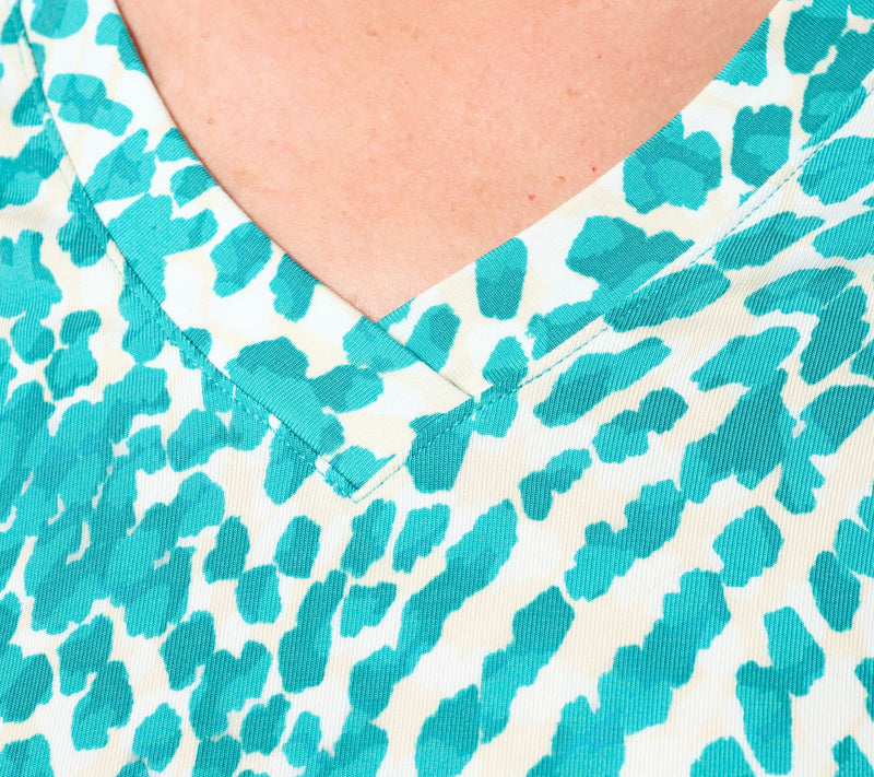 Belle by Kim Gravel TripleLuxe Knit Blot & Blur V-Neck Top — View 6
