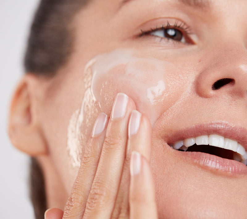 ELEMIS Dynamic Resurfacing Wash & Glow Exfoliator Set — View 2