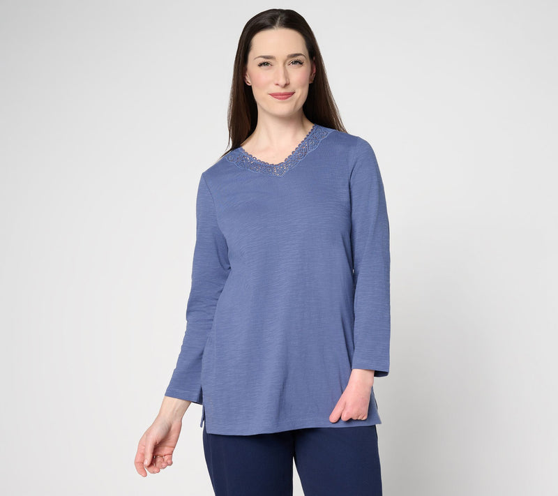 Denim & Co. Regular Textured Cotton Bracelet Sleeve V-Neck Tunic — Main view