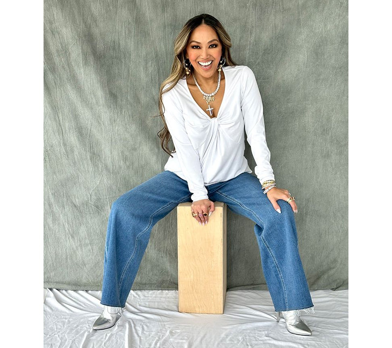 Mally Roncal V-Neck Love You Knot Knit Top — View 7