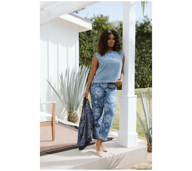 Me by Jennie Garth 100% Cotton Denim Tank Top with Back Pleat — View 7