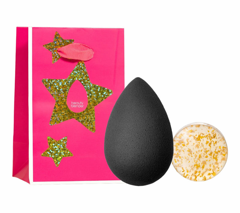 Beautyblender MRS. CLAUS' Merry Must Haves — View 3
