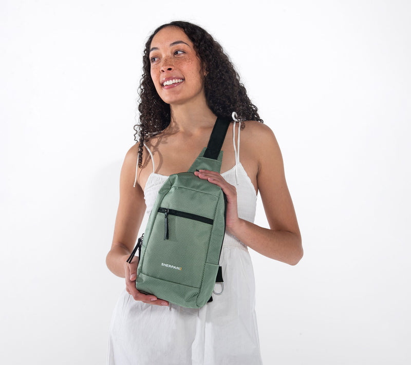 Sherpani Metro AT Reversible Sling — View 7