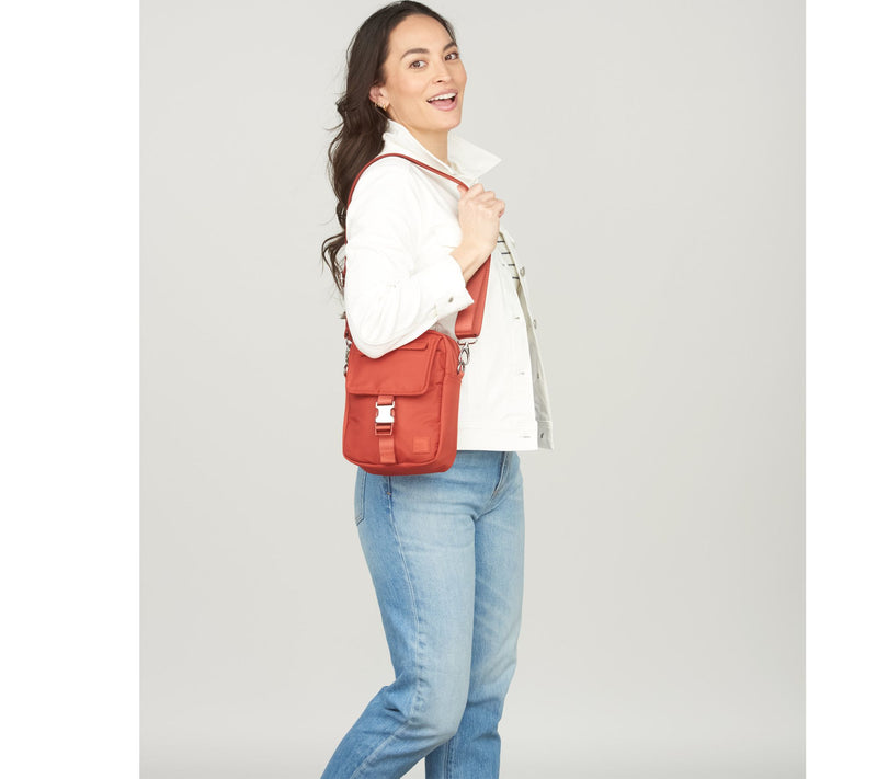 IHKWIP The Clip it Crossbody — View 7
