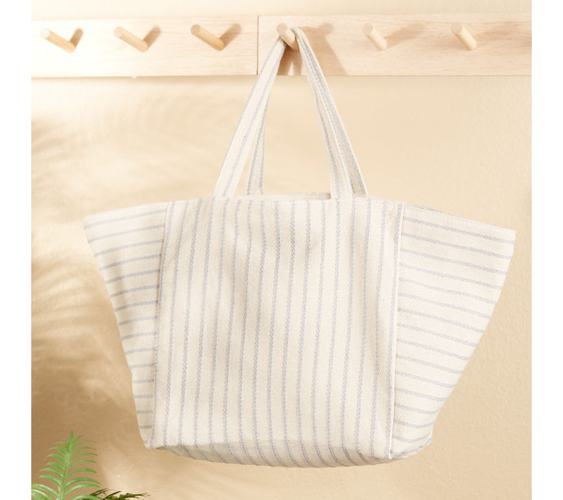 Hadley Wren Aria Tote Bag — View 3