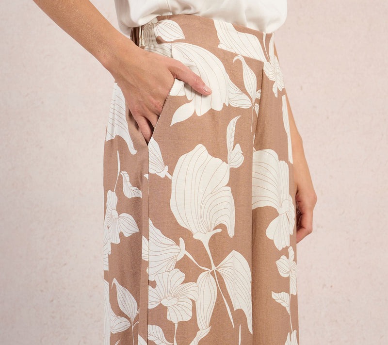 Molly Bracken Woven Floral Pants — View 4