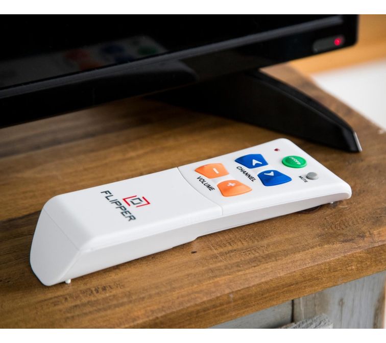 Flipper Big Button Universal TV Remote — View 7
