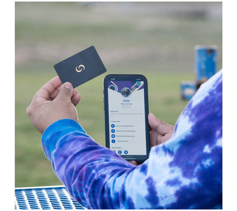 Contact Co. Tap-to-Share Metal Card — View 10