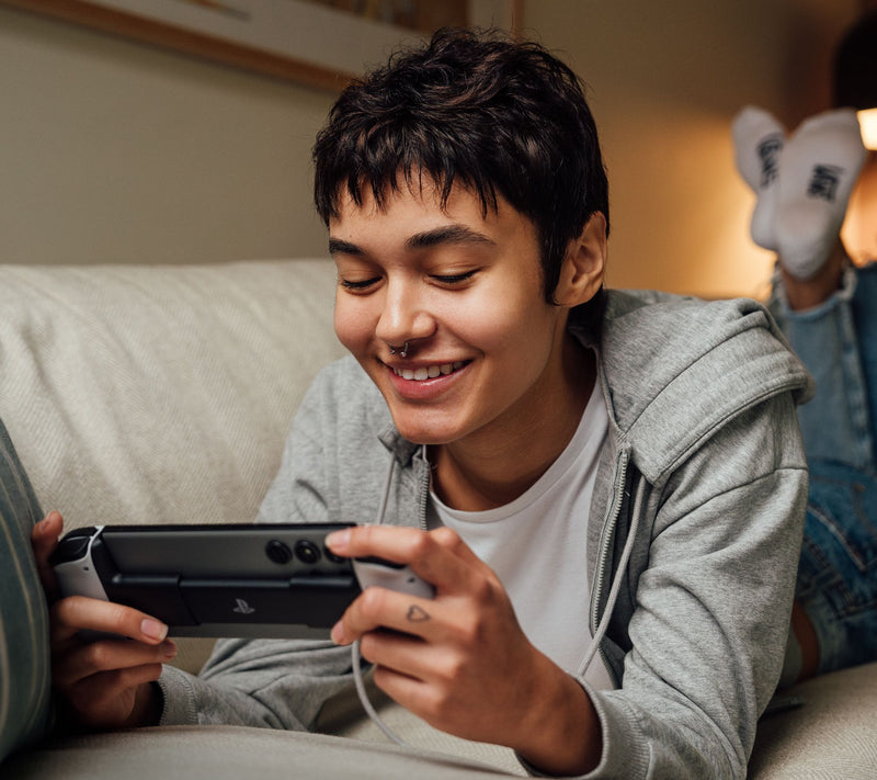 Backbone One Mobile Gaming Controller with Case for iPhone & Android USB-C — View 7